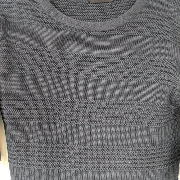 b.Young Navy Sweater with Wide Sleeves - Picture 3 of 6